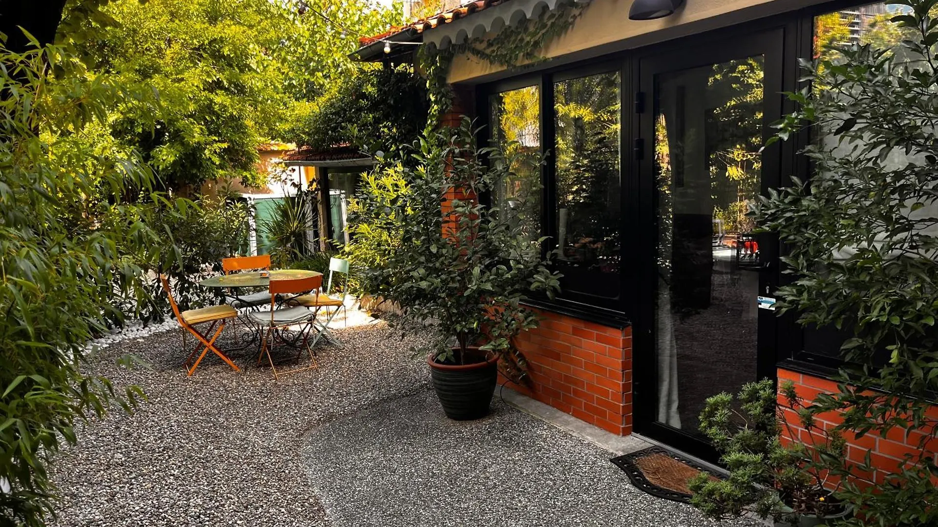 Apartment Villa Renee Valence